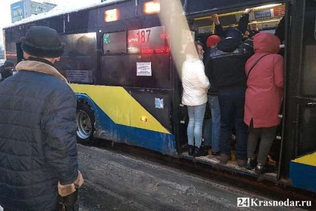 Краснодарские пассажиры утро добрым не назовут