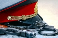 Полицейский вымогал у мужчины 2 млн рублей