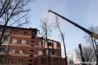 Жильцы 3 подъезда взорванного дома возвращаются в свои квартиры                        