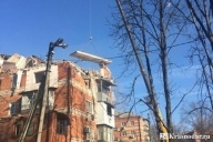Специалисты проводят тщательное обследование взорванного дома                        