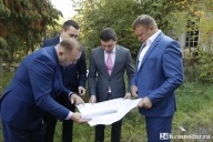 Построить заводы