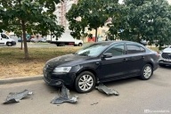 Разорвали машину зубами