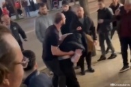 Отправил девушку в нокаут и повредил машину ДПС