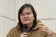 Деньги потрачены на дворцы, элитные машины и золотые унитазы