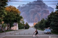 Мощно полыхает НПЗ 