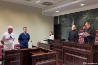 Тайно кормил спортсменку стероидами