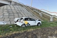 Зажал газ и вылетел с трассы