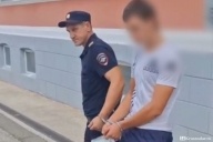 Подсаживал детей на наркотики