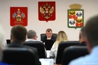 Прошу относиться к трудностям с пониманием
