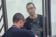 Разговор о политике довел