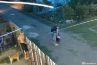 Отрезал мачете собаке голову
