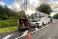 Автомобиль занесло