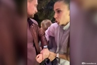 Маму хотят «убить» ножницами